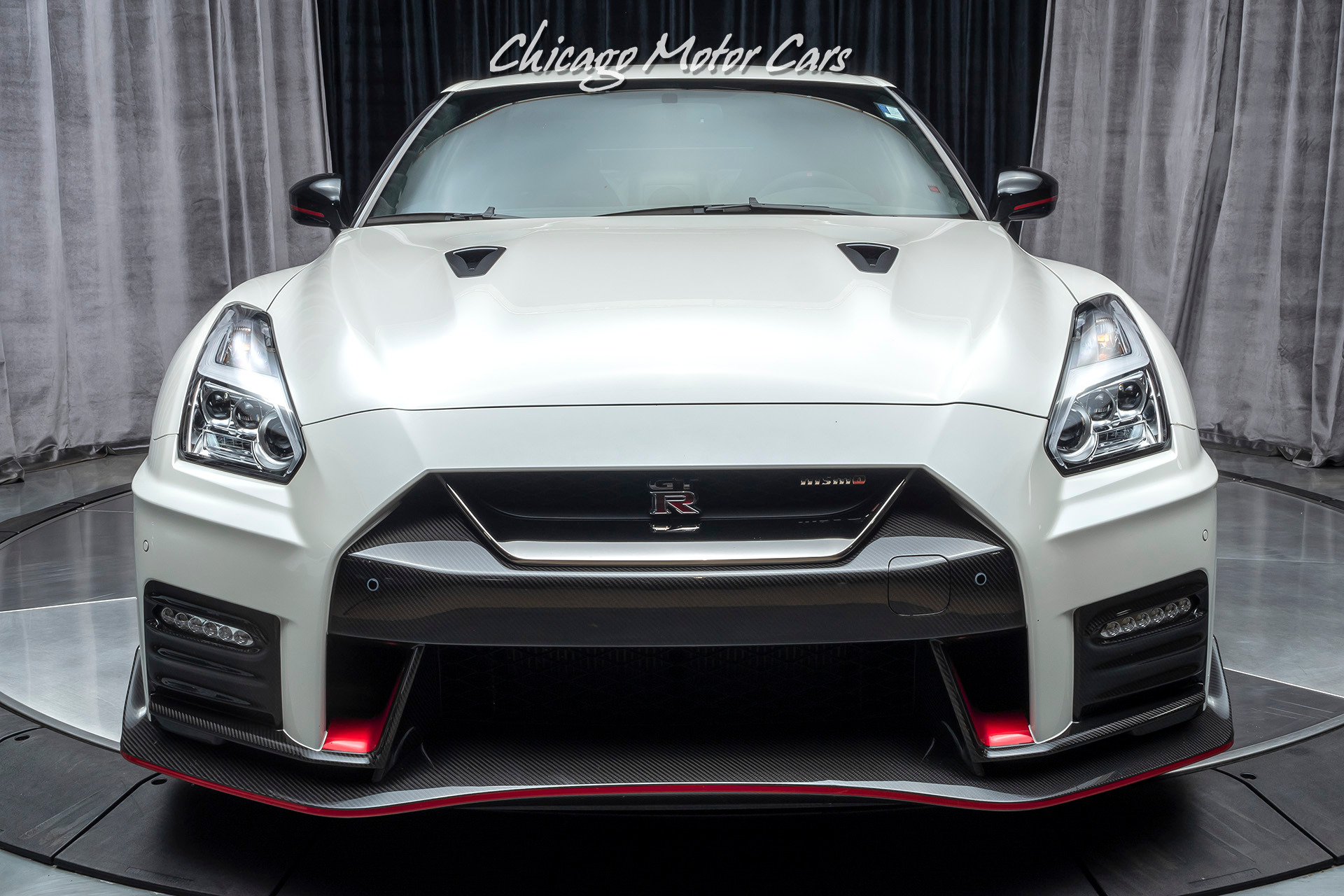 Used-2017-Nissan-GT-R-NISMO-Coupe-RARE-MODEL-CARBON-FIBER-LOADED