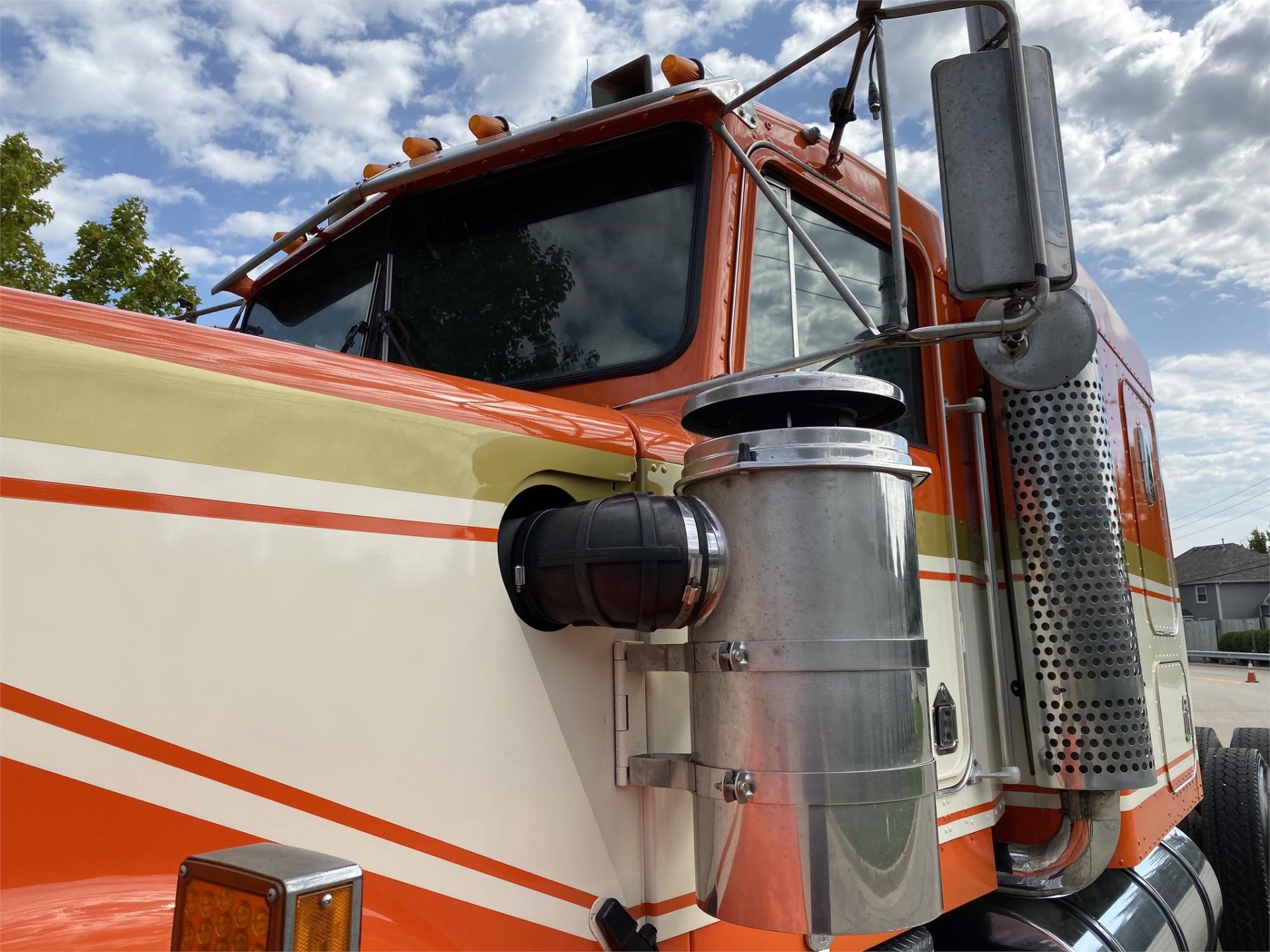 Used-1993-Kenworth-W900B