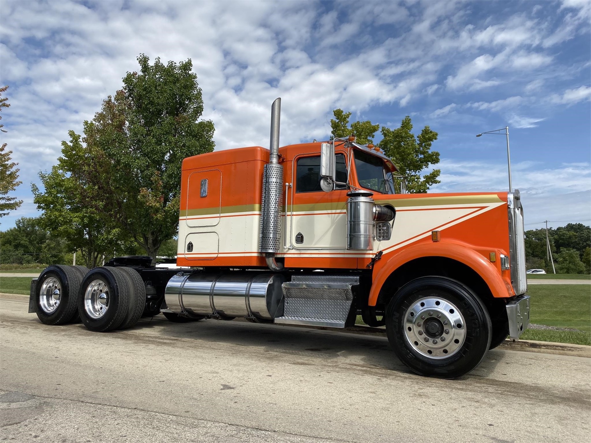 Used-1993-Kenworth-W900B