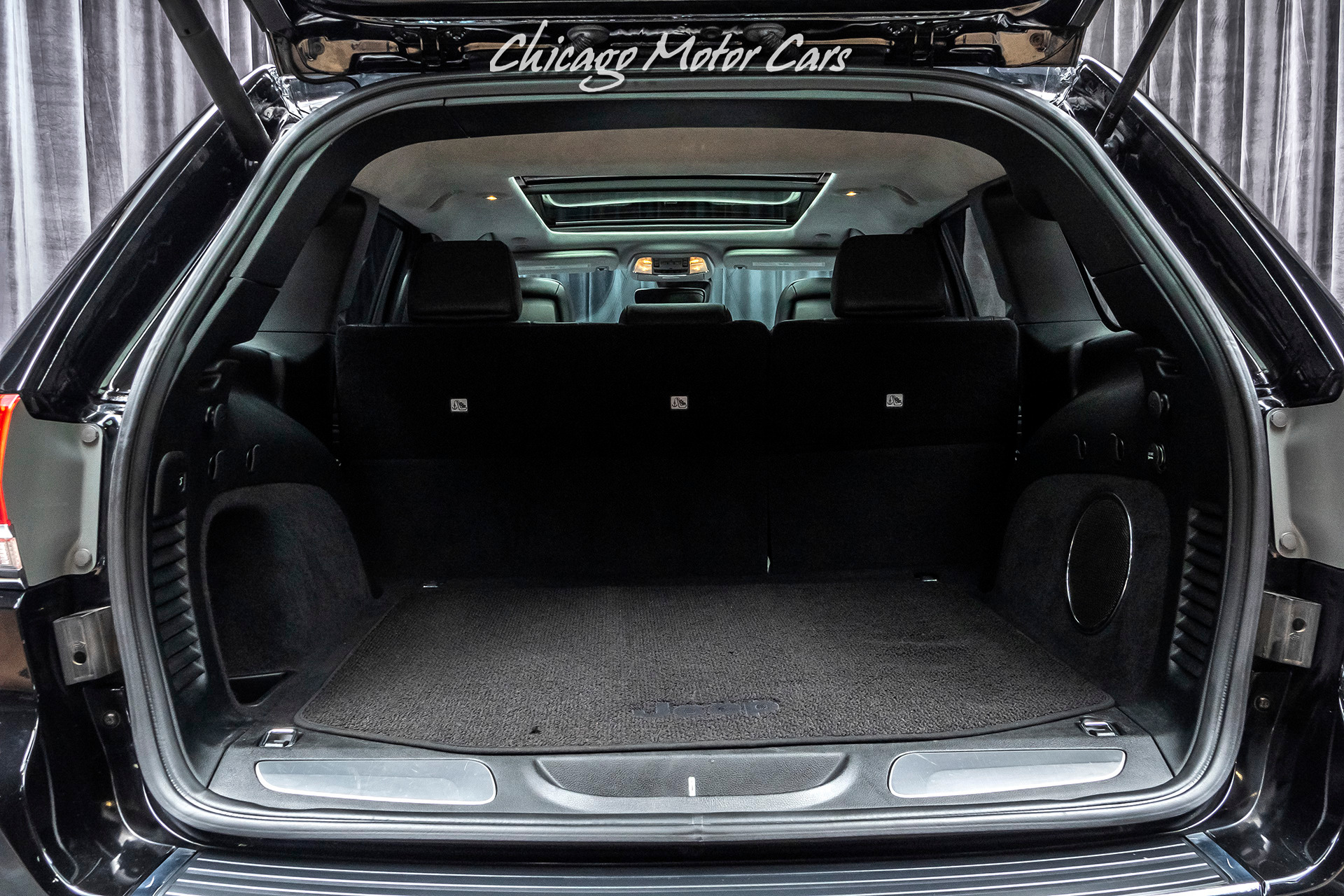 Used 2017 Jeep Grand Cherokee Summit 4X4 SUV MSRP 60K+ HEMI V8! REAR SEAT ENTERTAINMENT! For