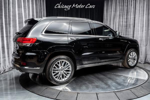 Used 2017 Jeep Grand Cherokee Summit 4X4 SUV MSRP $60K+ HEMI V8! REAR SEAT ENTERTAINMENT! for sale Sold at Chicago Motor Cars in West Chicago IL 60185 5