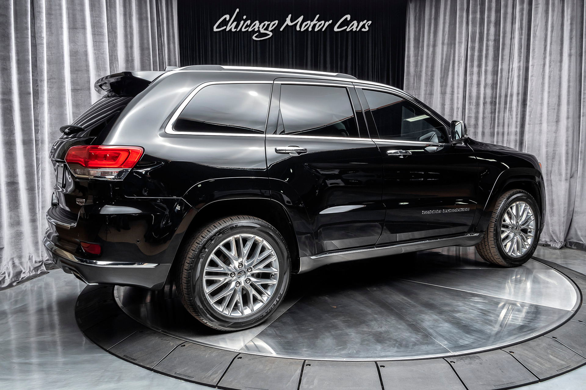 2017 Jeep Grand Cherokee Summit Wheels: Upgrade Guide