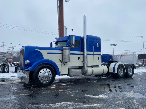 Used 2010 Peterbilt 389 for sale Sold at Chicago Motor Cars in West Chicago IL 60185 3