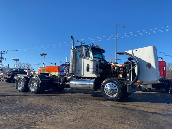 Used-2001-Peterbilt-379-Truck-Tractor