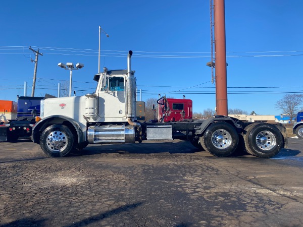 Used 2001 Peterbilt 379 Truck Tractor for sale Sold at Chicago Motor Cars in West Chicago IL 60185 6