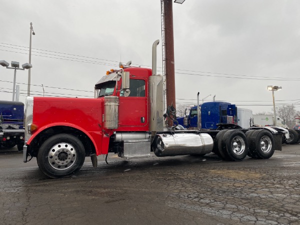 Used 2007 Peterbilt 379 Day Cab - CAT C-15 - SUPER CLEAN! for sale Sold at Chicago Motor Cars in West Chicago IL 60185 2