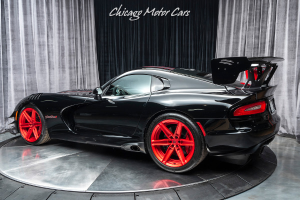Used 2017 Dodge Viper ACR Vooodoo II Edition Coupe RARE 1 of 31 Built! for sale Sold at Chicago Motor Cars in West Chicago IL 60185 3