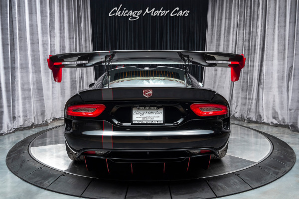 Used 2017 Dodge Viper ACR Vooodoo II Edition Coupe RARE 1 of 31 Built! for sale Sold at Chicago Motor Cars in West Chicago IL 60185 4