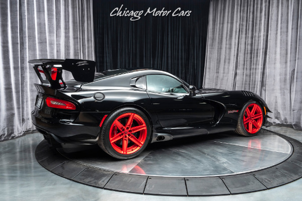 Used 2017 Dodge Viper ACR Vooodoo II Edition Coupe RARE 1 of 31 Built! for sale Sold at Chicago Motor Cars in West Chicago IL 60185 5