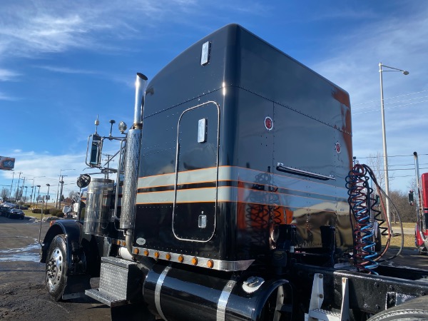 Used-2004-PETERBILT-379