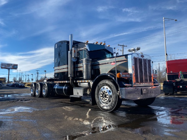 Used 2004 PETERBILT 379 for sale Sold at Chicago Motor Cars in West Chicago IL 60185 6