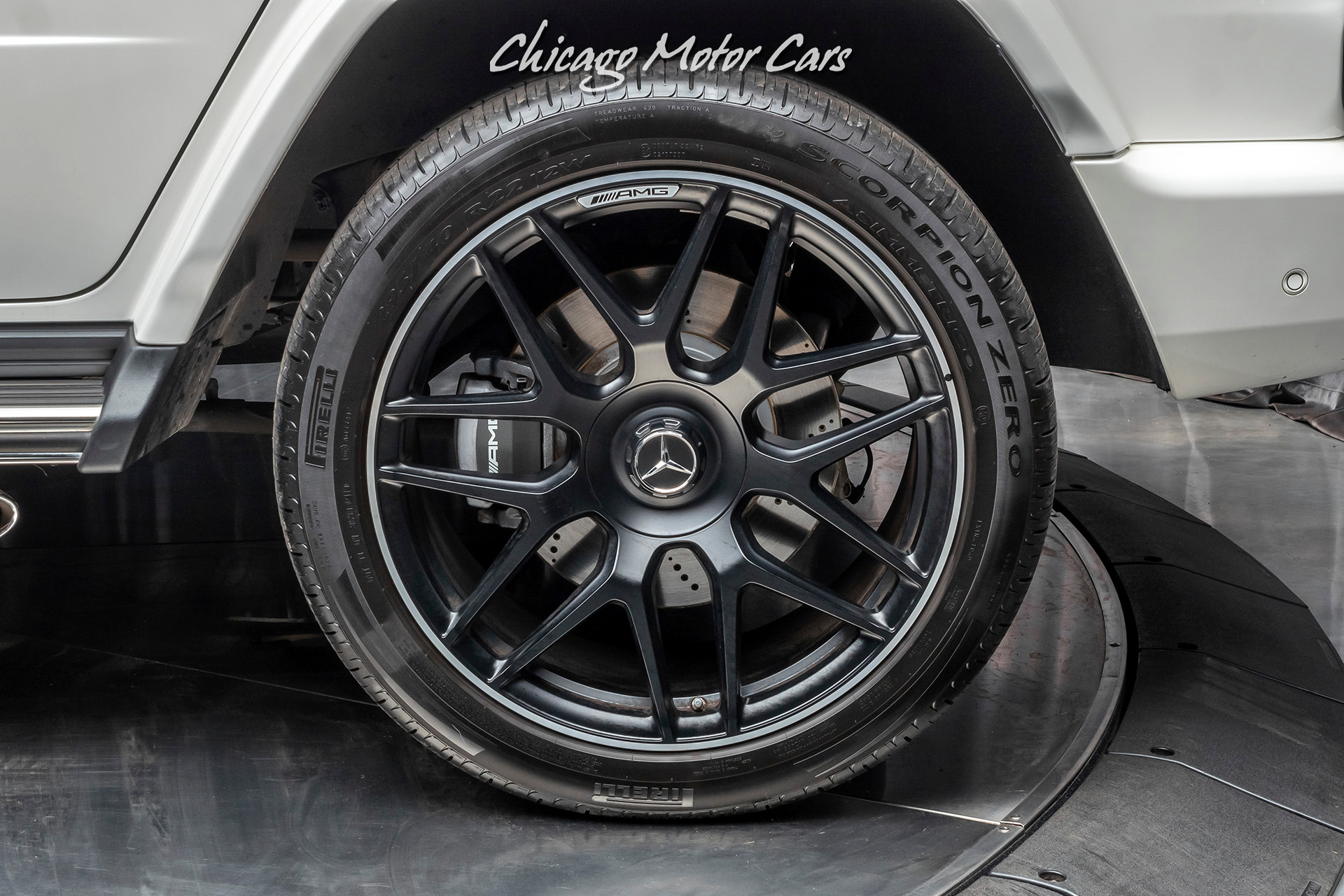 Used-2019-Mercedes-Benz-G-Class-G63-AMG-4-Matic-SUV-AMG-NIGHT-PACKAGE-22-AMG-CROSS-SPOKE-WHEELS