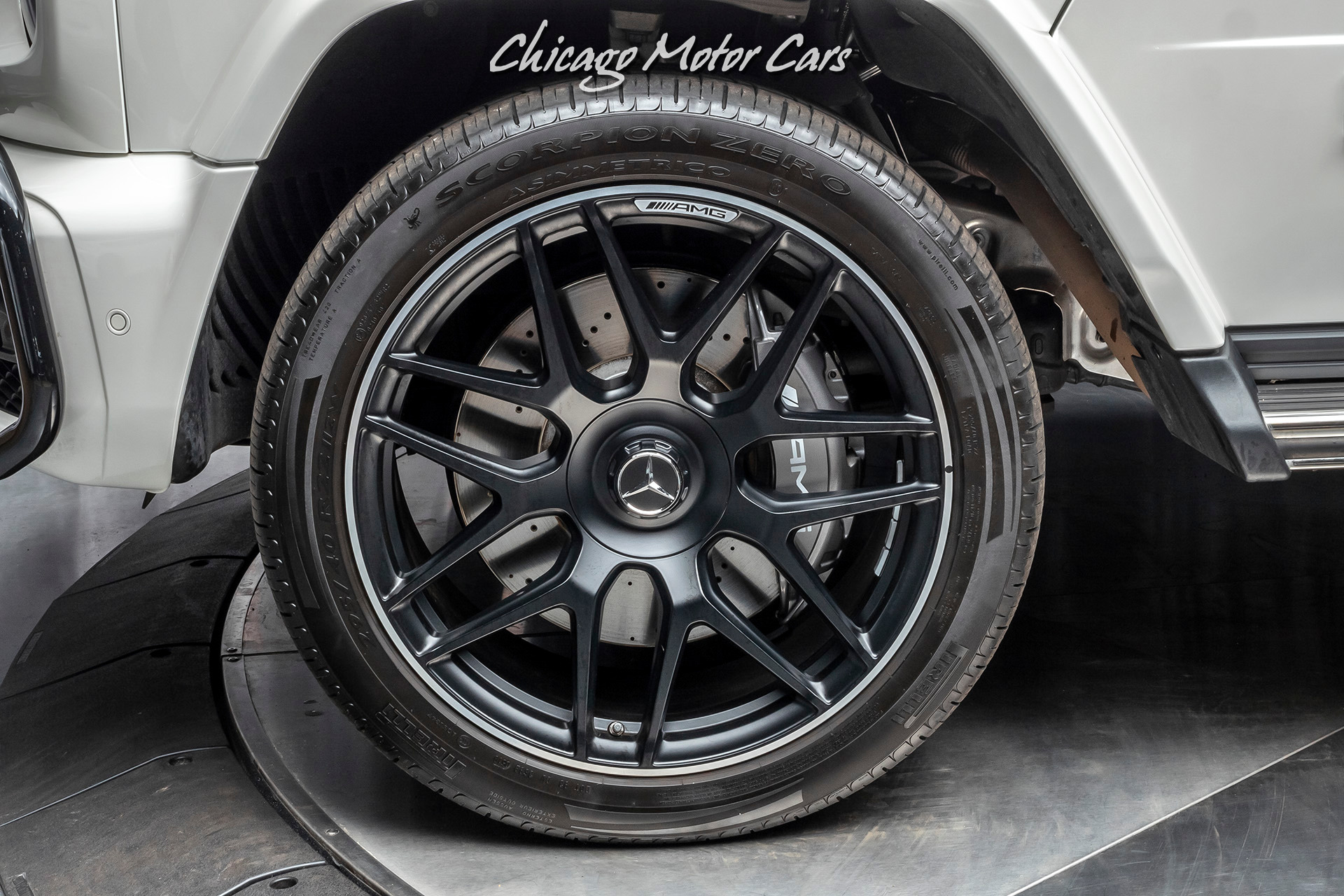 Used-2019-Mercedes-Benz-G-Class-G63-AMG-4-Matic-SUV-AMG-NIGHT-PACKAGE-22-AMG-CROSS-SPOKE-WHEELS