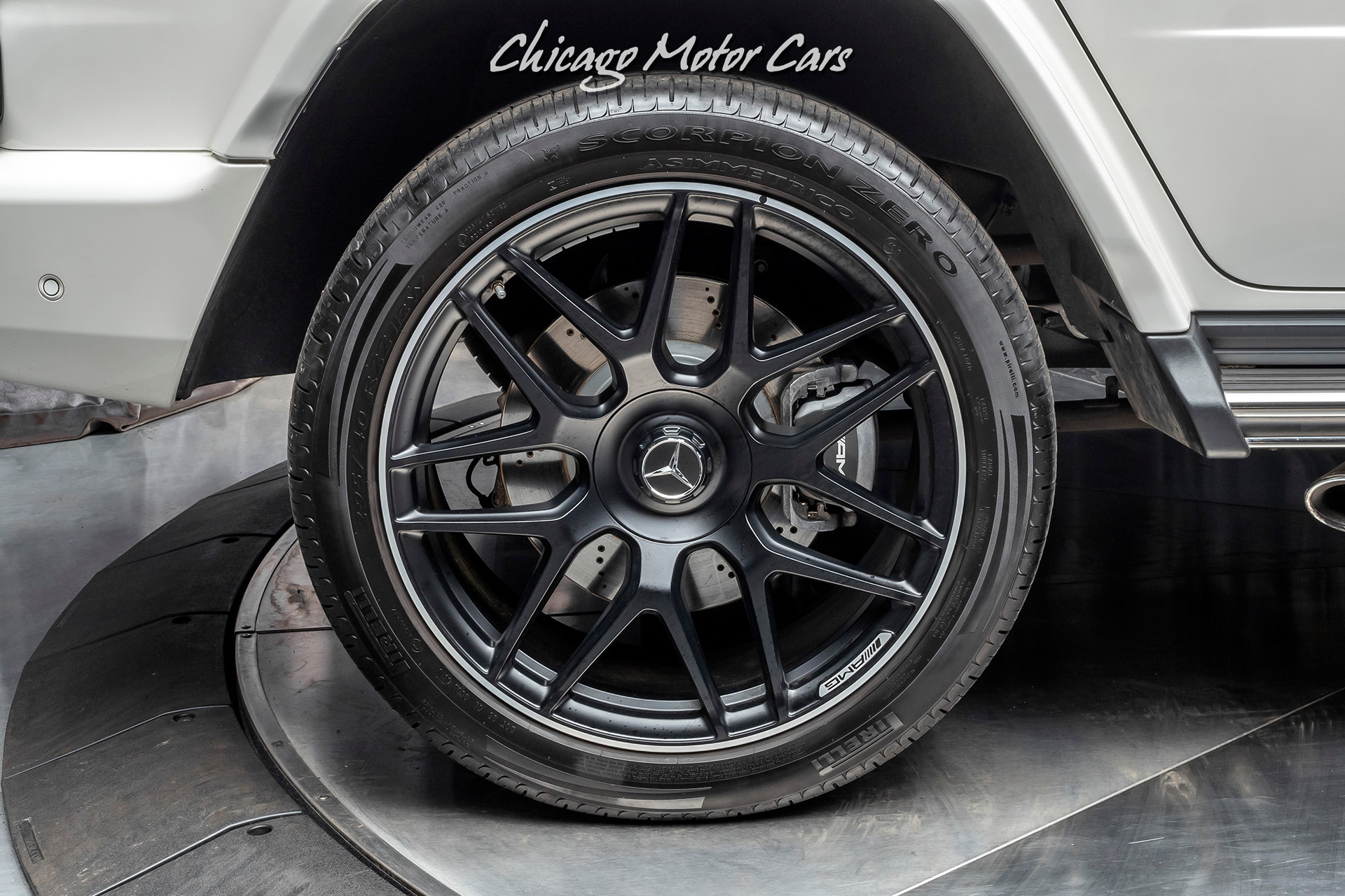 Used-2019-Mercedes-Benz-G-Class-G63-AMG-4-Matic-SUV-AMG-NIGHT-PACKAGE-22-AMG-CROSS-SPOKE-WHEELS