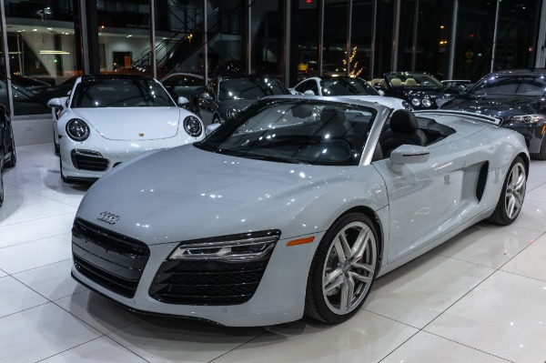 Used-2014-Audi-R8-42L-quattro-Spyder-ORIGINAL-MSRP-154K-DIAMOND-STITCHED-INTERIOR