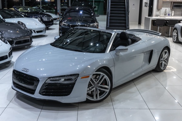 Used 2014 Audi R8 4.2L quattro Spyder ORIGINAL MSRP $154K+ DIAMOND STITCHED INTERIOR for sale Sold at Chicago Motor Cars in West Chicago IL 60185 3