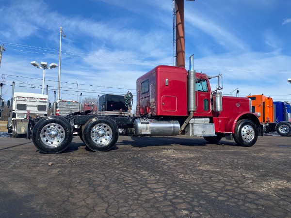 Used 2010 PETERBILT 389 for sale Sold at Chicago Motor Cars in West Chicago IL 60185 4
