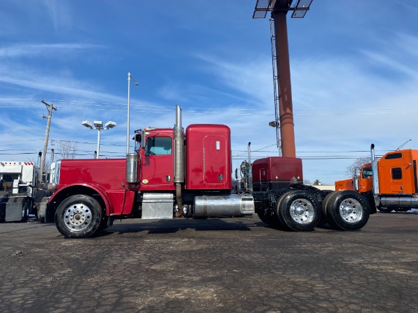 Used 2010 PETERBILT 389 for sale Sold at Chicago Motor Cars in West Chicago IL 60185 6