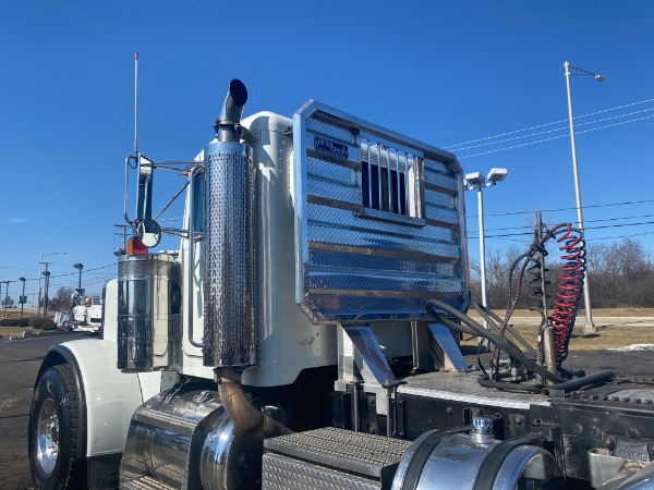 Used-2002-Peterbilt-379-Truck-Tractor