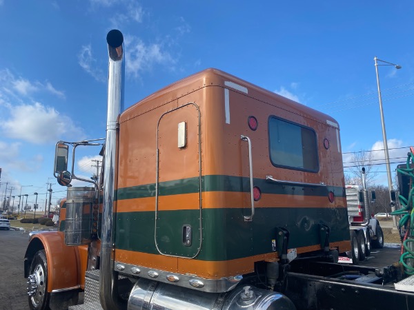 Used-2008-PETERBILT-389