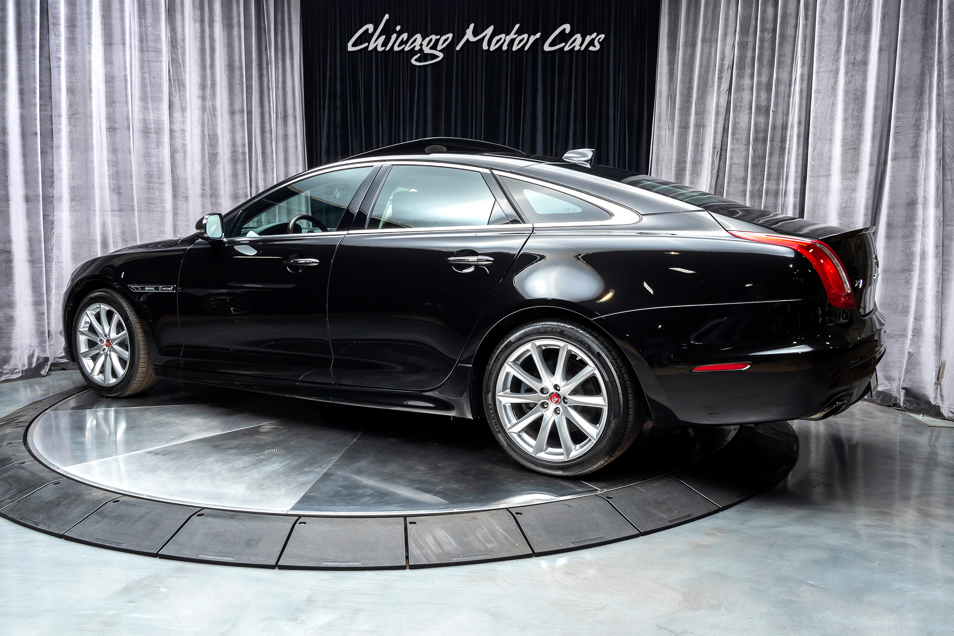 Jaguar xj r