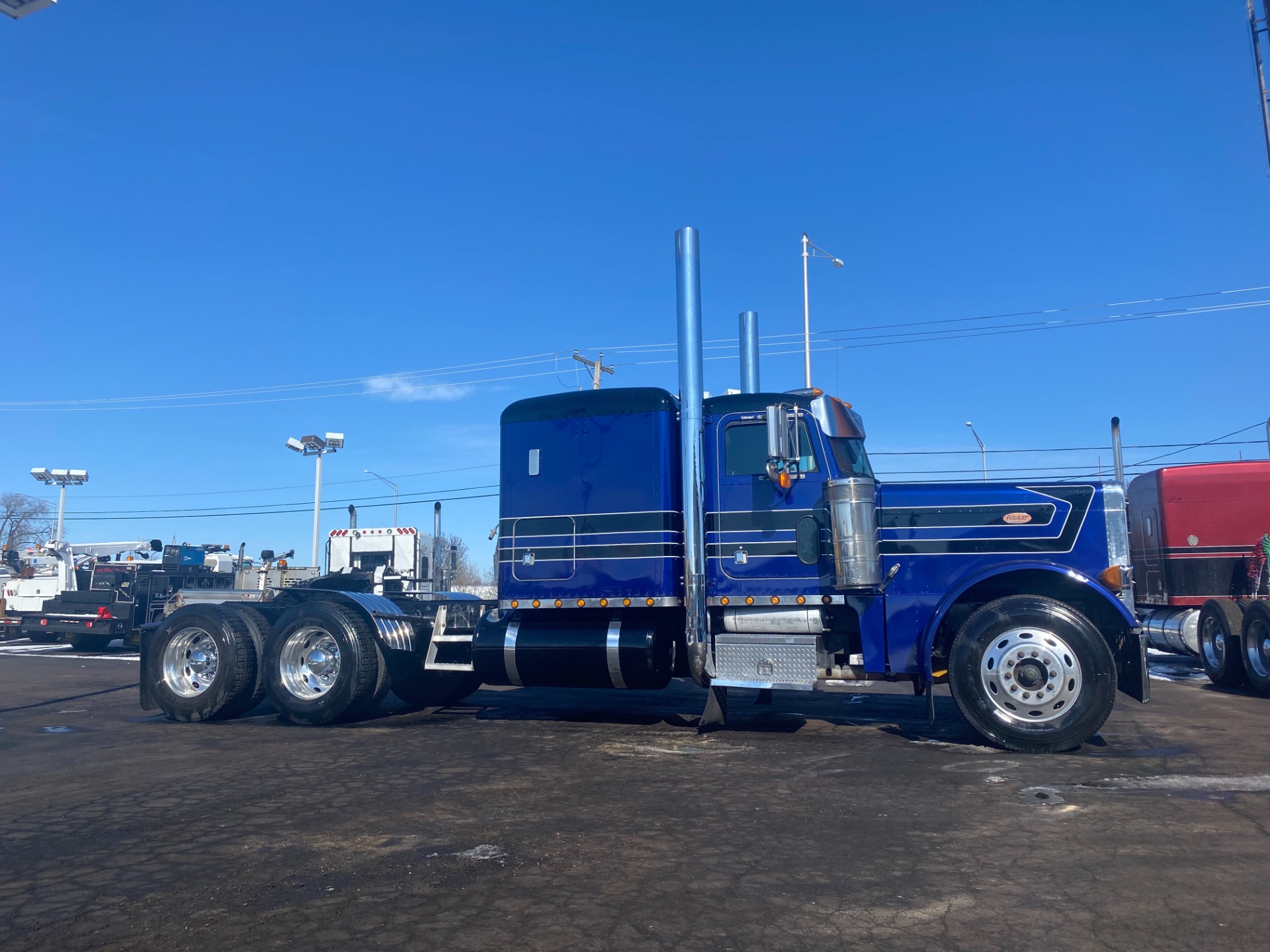 Used-1997-Peterbilt-379