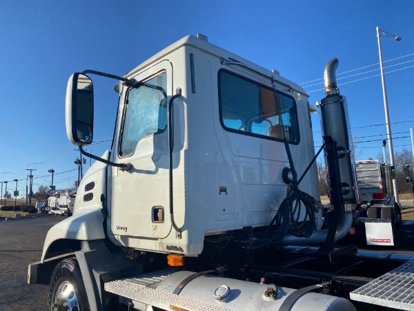 Used-2004-Mack-CX613