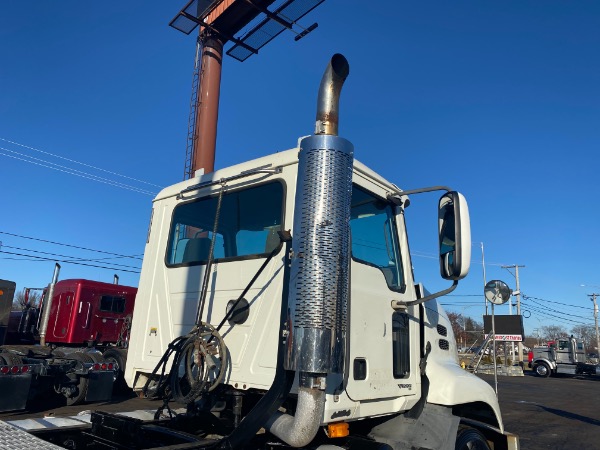 Used-2004-Mack-CX613