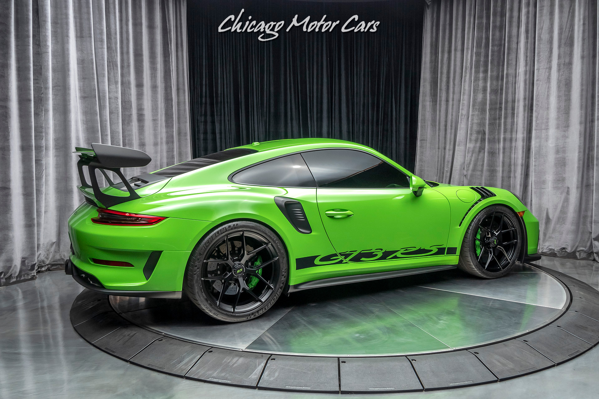 Used-2019-Porsche-911-GT3-RS-Axle-Lift-PCCBs-Carbon-Fiber-Lightweight-Buckets-Lizzard-Green