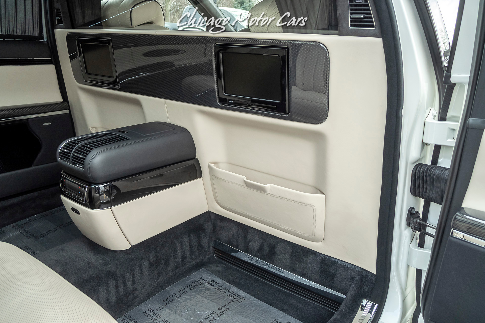 Used-2009-Maybach-62S-Sedan-wPartition