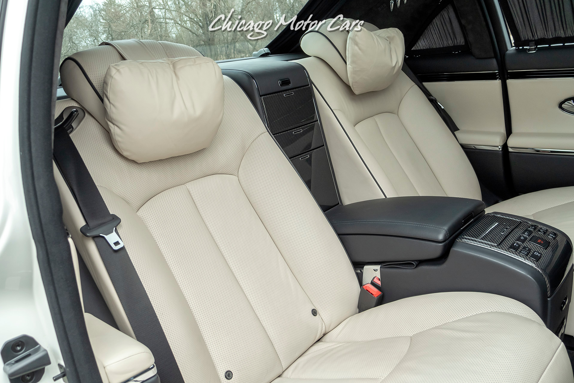 Used-2009-Maybach-62S-Sedan-wPartition