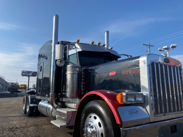 Used-2005-Peterbilt-379