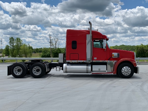 Used 2014 FREIGHTLINER CORONADO 132 SLEEPER **GLIDER** Detroit 60 - 475hp - 13 Speed for sale Sold at Chicago Motor Cars in West Chicago IL 60185 4