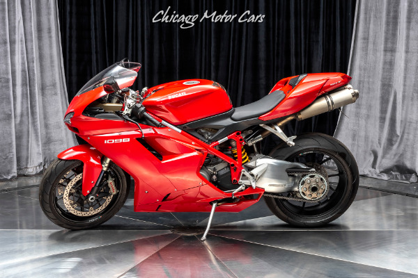 Used 2008 Ducati SUPERBIKE 1098 Motorcycle Excellent Condition! 134 HORSEPOWER! for sale Sold at Chicago Motor Cars in West Chicago IL 60185 4