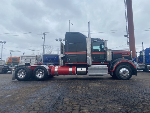 Used-2013-KENWORTH-W900-Sleeper-Cab---Cummins-ISX