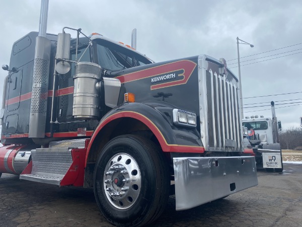 Used-2013-KENWORTH-W900-Sleeper-Cab---Cummins-ISX