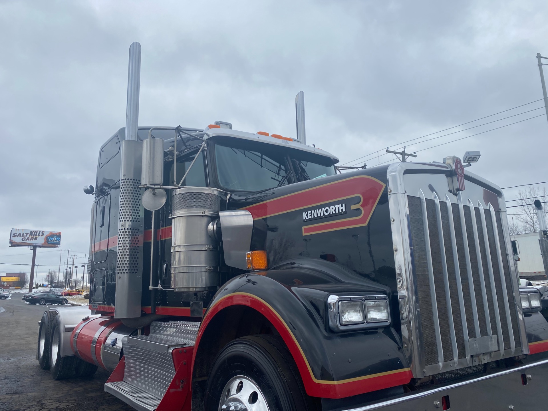 Used-2013-KENWORTH-W900-Sleeper-Cab---Cummins-ISX