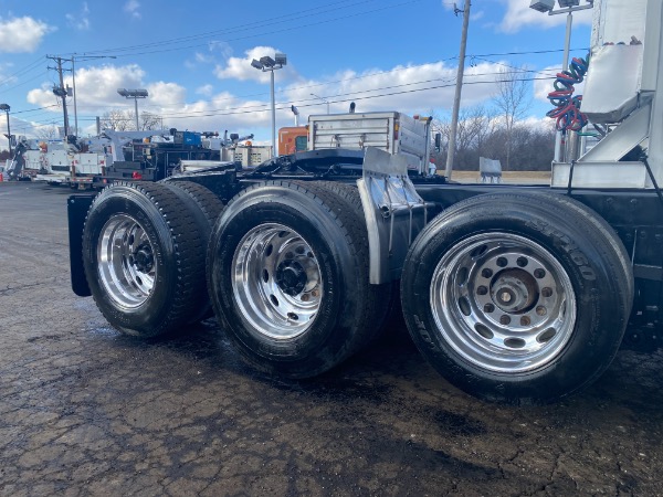 Used-2005-PETERBILT-379