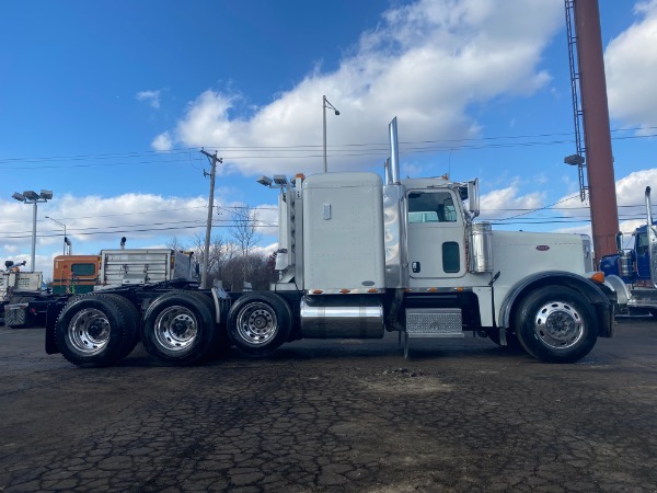Used 2005 PETERBILT 379 for sale Sold at Chicago Motor Cars in West Chicago IL 60185 5