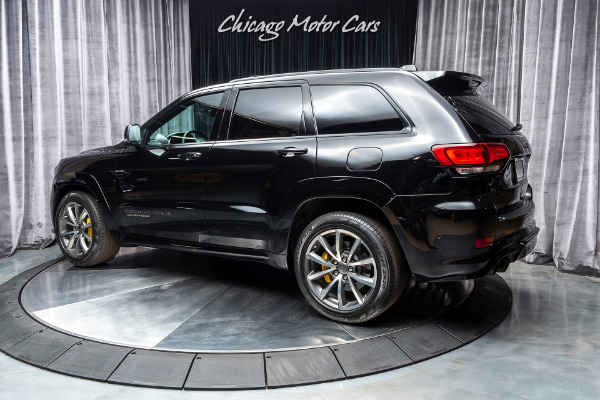 Used 2018 Jeep Grand Cherokee Trackhawk SUV 707 HP! HARMAN KARDON AUDIO! DUAL-PANE SUNROOF! for sale Sold at Chicago Motor Cars in West Chicago IL 60185 3