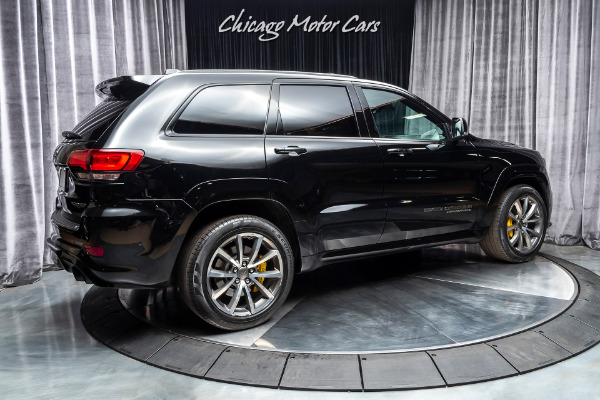 Used 2018 Jeep Grand Cherokee Trackhawk SUV 707 HP! HARMAN KARDON AUDIO! DUAL-PANE SUNROOF! for sale Sold at Chicago Motor Cars in West Chicago IL 60185 5