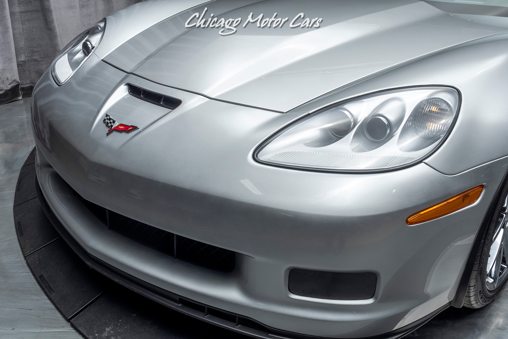 Used-2012-Chevrolet-Corvette-Z06-1LZ-Coupe-6-SPEED-MANUAL-SPIDER-DESIGN-Z06-CHROME-WHEELS