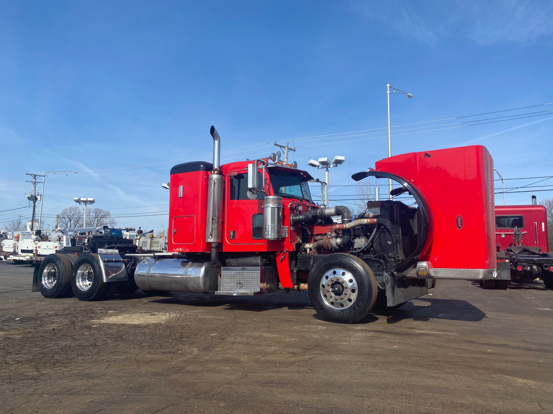 Used-2008-Peterbilt-389