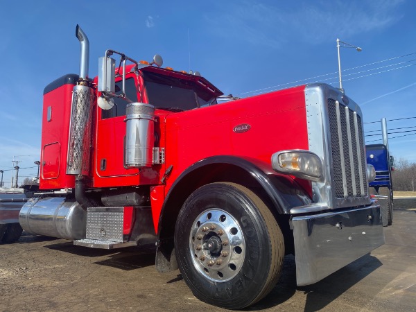 Used-2008-Peterbilt-389