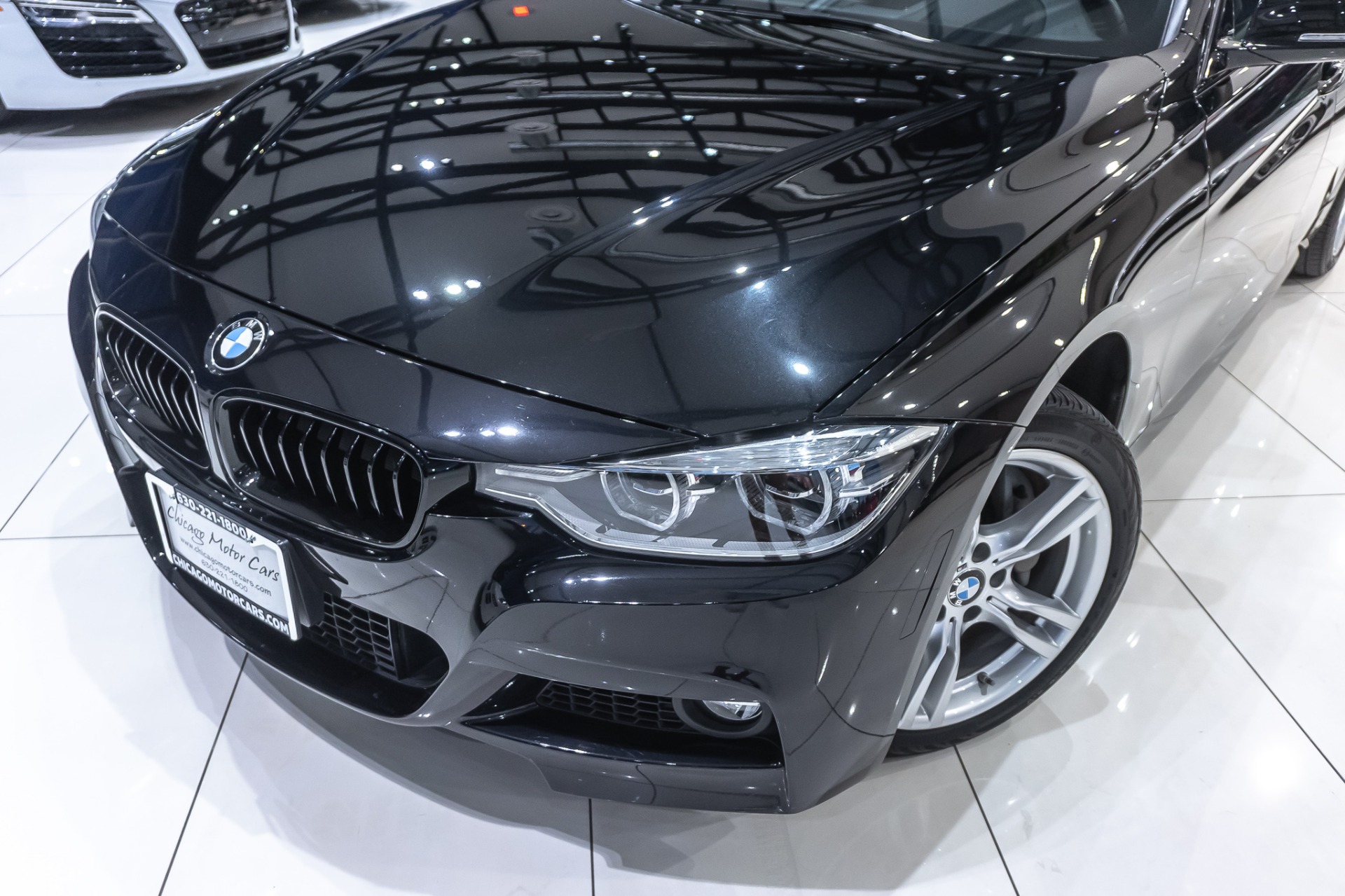 Used-2016-BMW-340i-xDrive-Sedan-M-SPORT-PKG-TECH-PKG-LIGHT-PKG