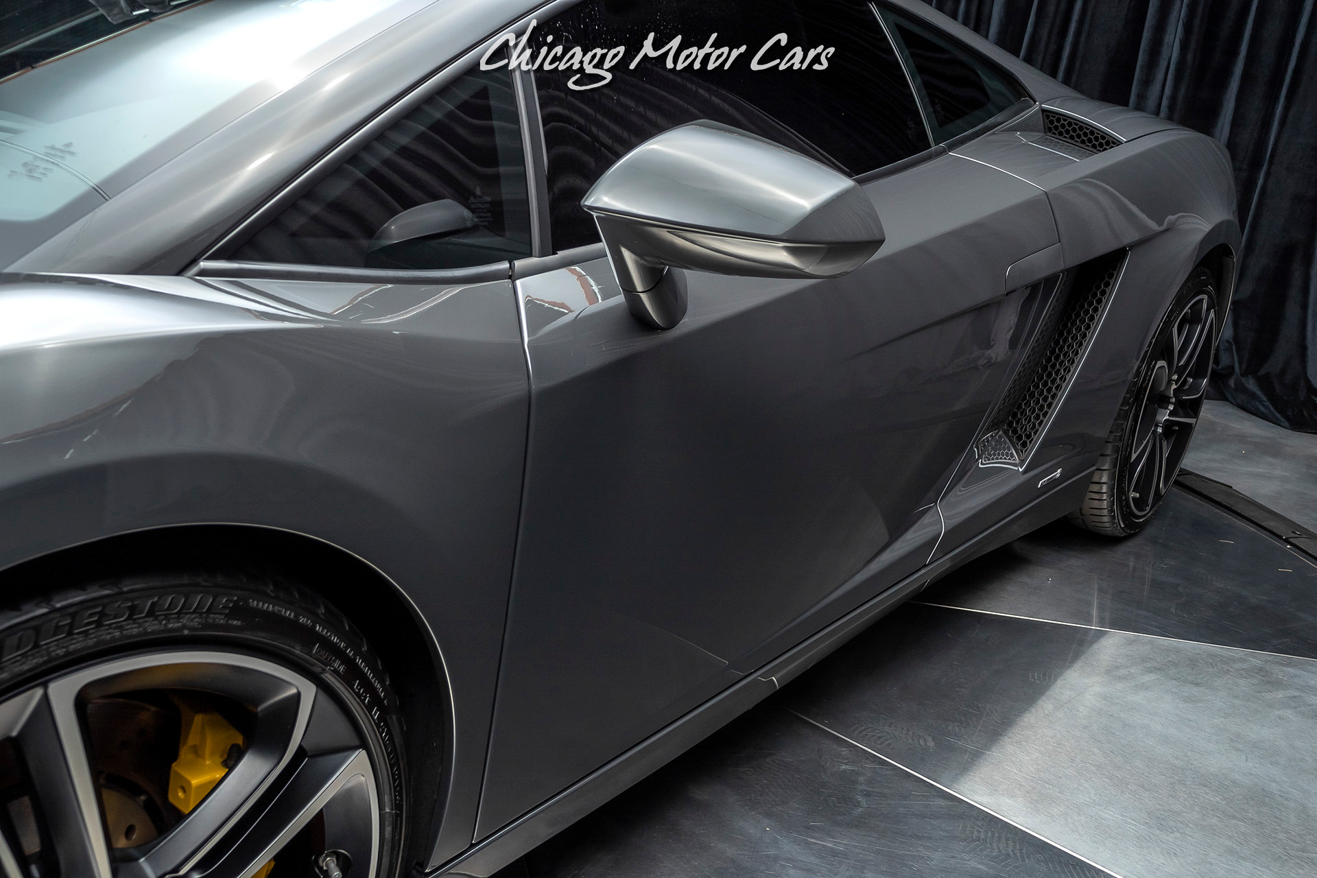 Used-2013-Lamborghini-Gallardo-LP560-4-Coupe-MSRP-232K-RARE-GRIGIO-TELESTO-CARBON-FIBER