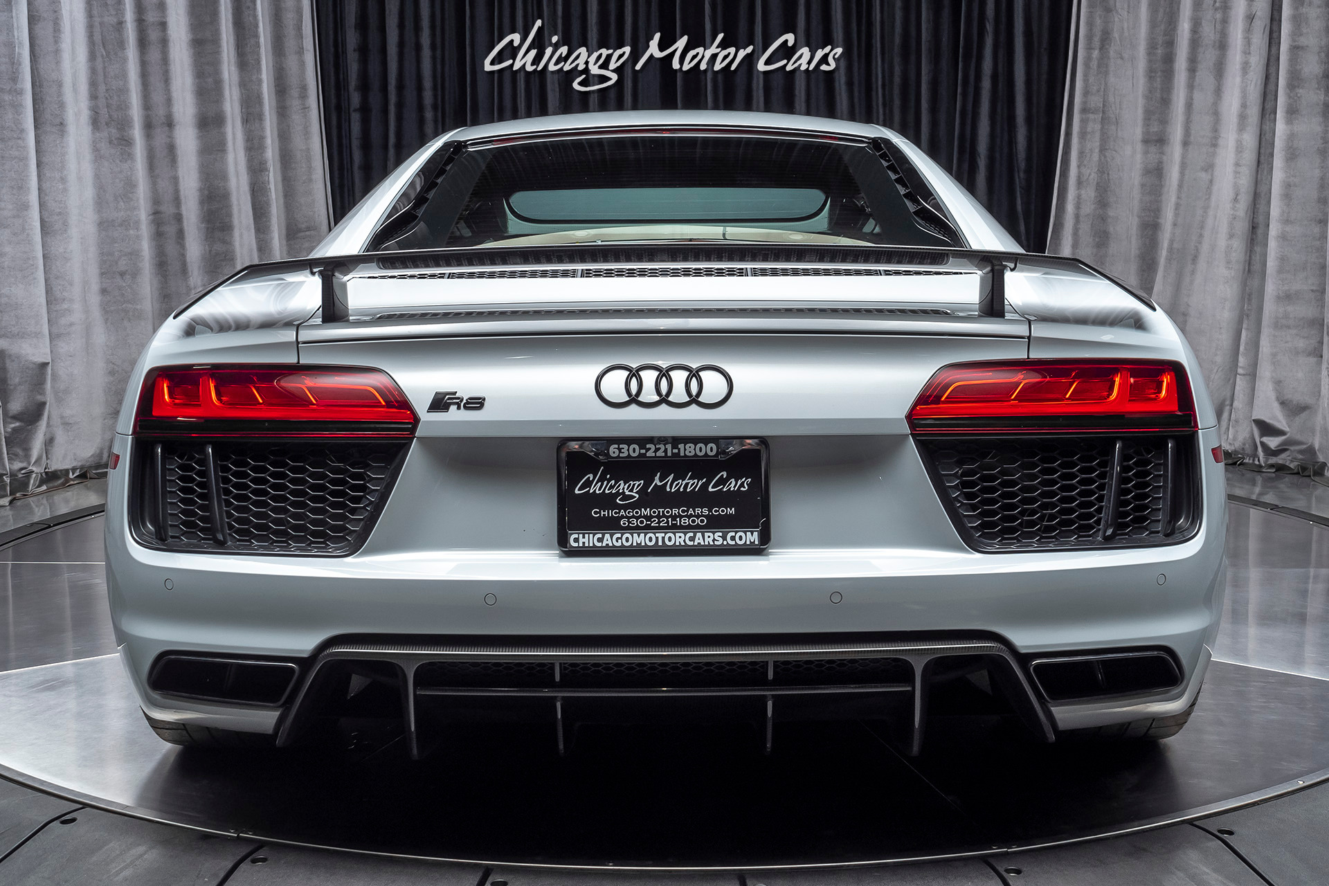 Used-2017-Audi-R8-52-quattro-V10-Plus-MSRP-202k-Carbon-Fiber-LOADED