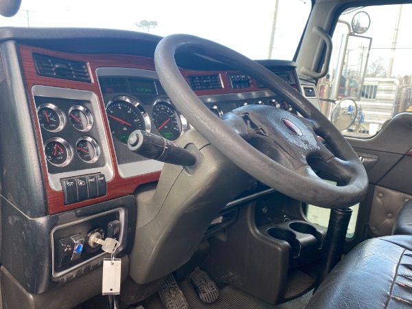 Used-2009-Kenworth-T800-Day-Cab---Cummins-ISX