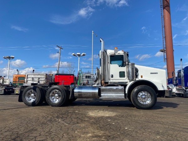 Used 2009 Kenworth T800 Day Cab - Cummins ISX for sale Sold at Chicago Motor Cars in West Chicago IL 60185 5