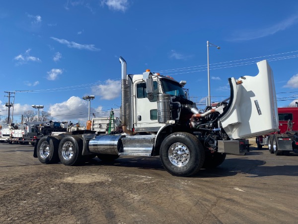 Used-2009-Kenworth-T800-Day-Cab---Cummins-ISX